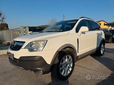 Usata Opel Antara Edition+ 127 CV (93 kW) 2010 Bianco SUV