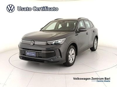 Gebraucht VW Tiguan Life 150 PS (110 kW) 2025 Grau SUV