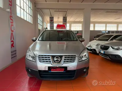 Usata Nissan Qashqai N-TEC 106 CV (77 kW) 2009 Grigio SUV