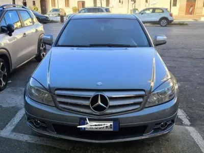 Usata Mercedes C320 Avantgarde 224 CV (164 kW) 2008 Berlina