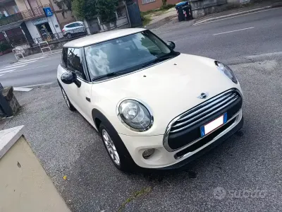 Usata Mini ONE Hype 102 CV (75 kW) 2017 Beige Utilitaria