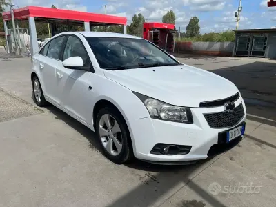 Usata Chevrolet Cruze 150 CV (110 kW) 2010 Bianco Berlina