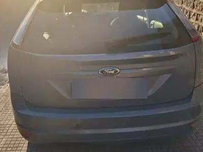 Usata Ford Focus 90 CV (66 kW) 2008 Bluazzurro Berlina