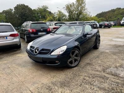 Usata Mercedes SLK200 163 CV (119 kW) 2007 Blu Cabrio