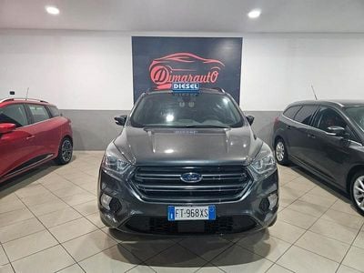 Usata Ford Kuga ST-Line 119 CV (87 kW) 2019 Grigio SUV