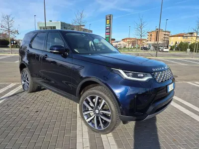 Usata Land Rover Discovery 5 249 CV (183 kW) 2021 Blu/azzurro SUV