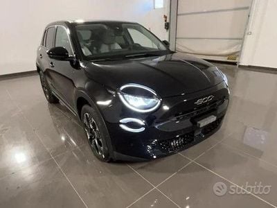 Nuova Fiat 600 La Prima 101 CV (74 kW) 2025 Nero SUV