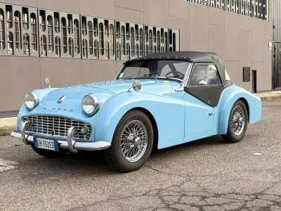 Usata Triumph TR3 101 CV (74 kW) 1961 Blu/azzurro Cabrio