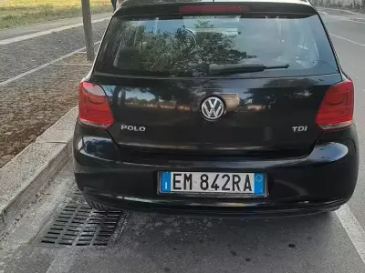 Usata VW Polo 75 CV (55 kW) 2012 Nero Utilitaria