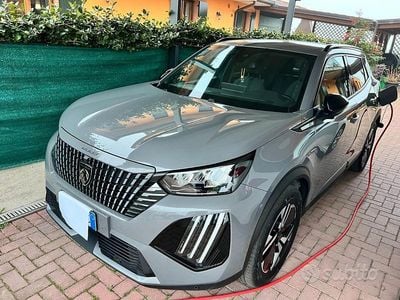 Gebraucht Peugeot e-2008 Allure 114 kW (156 PS) 2024 SUV