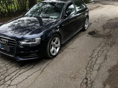 Usata Audi A4 177 CV (130 kW) 2012 Blu Station wagon