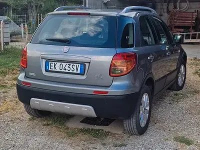 Usata Fiat Sedici 135 CV (99 kW) 2012 SUV