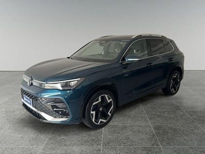 Gebraucht VW Tiguan R-line 150 PS (110 kW) 2025 Blau SUV