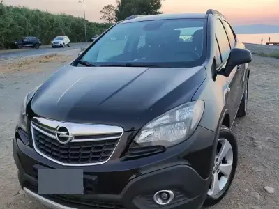 Usata Opel Mokka 131 CV (96 kW) 2014 Nero SUV