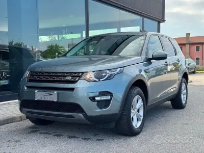 Usata Land Rover Discovery Sport HSE Luxury 150 CV (110 kW) 2015 Verde SUV