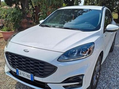 Usata Ford Kuga ST-Line 243 CV (178 kW) 2024 Bianco SUV