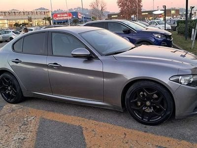 Usata Alfa Romeo Giulia Business 150 CV (110 kW) 2018 Grigio Berlina