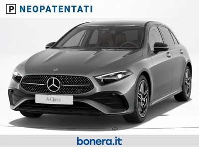 Nuova Mercedes A180 AMG line 116 CV (85 kW) 2025 Grigio Berlina
