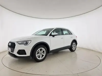 Usata Audi Q3 Business 150 CV (110 kW) 2021 T9 bianco ibis SUV