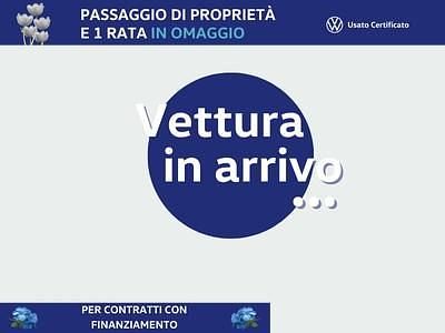 Usata VW Caravelle Comfortline 150 CV (110 kW) 2023 Bianco candy Monovolume