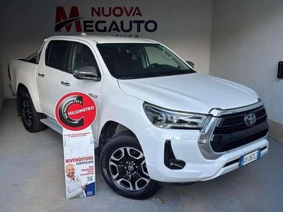 Usata Toyota HiLux Executive 150 CV (110 kW) 2021 Bianco Pick-up