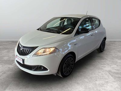 Usata Lancia Ypsilon Silver 69 CV (50 kW) 2024 Bianco neve Utilitaria