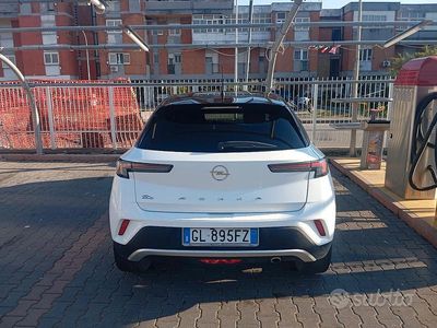 Usata Opel Mokka 110 CV (80 kW) 2022 Bianco SUV