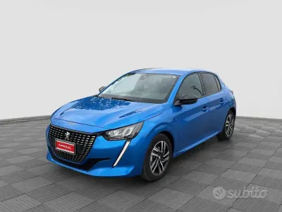 Usata Peugeot 208 Allure 101 CV (74 kW) 2023 Blu Utilitaria