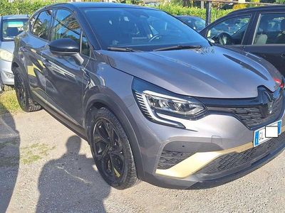 Usata Renault Captur 94 CV (69 kW) 2023 Grigio SUV
