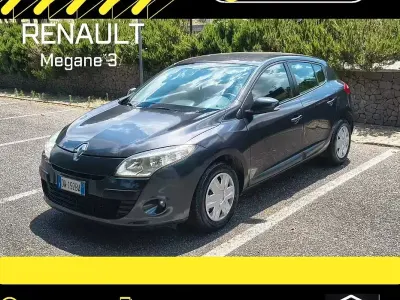 Usata Renault Mégane III Dynamique 90 CV (66 kW) 2009 Nero Berlina