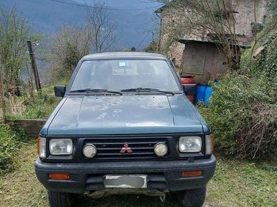 Usata Mitsubishi L 87 CV (63 kW) 1996 Verde SUV