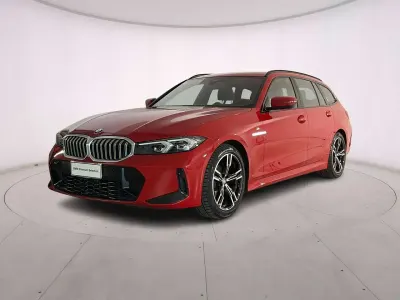 Usata BMW 316 M Sport 122 CV (89 kW) 2024 Melbourne red Station wagon