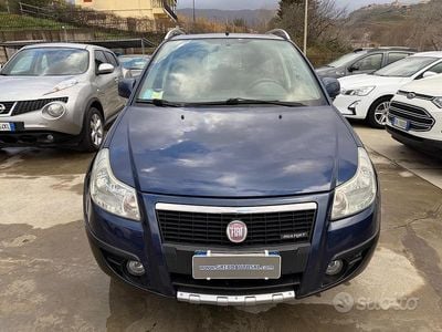 Usata Fiat Sedici Emotion 120 CV (88 kW) 2009 Blu SUV