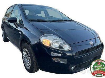 Usata Fiat Punto Street 69 CV (50 kW) 2016 Nero Berlina