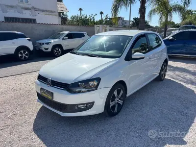 Usata VW Polo Comfortline 75 CV (55 kW) 2012 Bianco Utilitaria