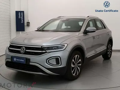 Usata VW T-Roc Style 110 CV (80 kW) 2022 Argento SUV