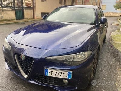 Usata Alfa Romeo Giulia 150 CV (110 kW) 2018 Blu Berlina
