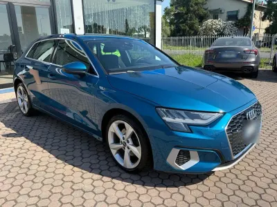 Usata Audi A3 Advanced Plus 150 CV (110 kW) 2020 Blu/azzurro Berlina
