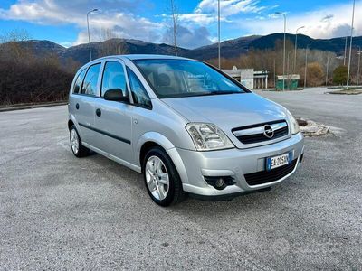 usata Opel Meriva 1.4 90cv 2010