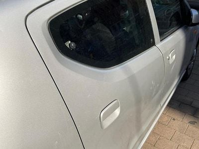 Usata Nissan Pixo 68 CV (50 kW) 2010 Grigio Utilitaria