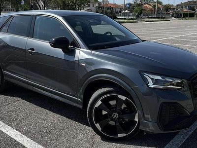 Usata Audi Q2 Ambiente 116 CV (85 kW) 2023 Grigio SUV