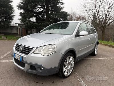 Usata VW Polo Cross 69 CV (50 kW) 2006 Grigio Utilitaria