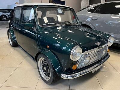 Usata Mini Cooper 61 CV (44 kW) 1991 Verde Utilitaria