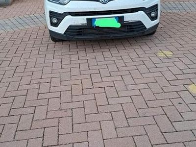 Usata Ssangyong (KGM) Tivoli 128 CV (94 kW) 2021 Bianco SUV