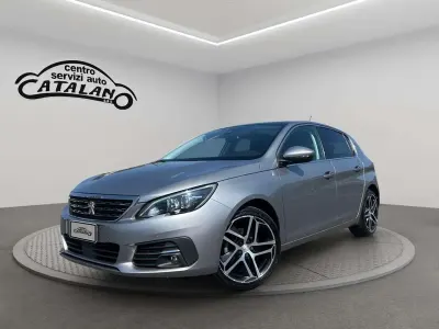 Usata Peugeot 308 GT-line 131 CV (96 kW) 2018 Grigio Berlina