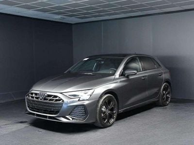 Nuova Audi A3 S-Line 150 CV (110 kW) 2025 Verde Berlina