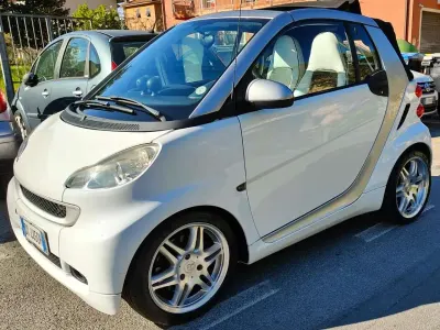 Usata Smart ForTwo Cabrio Brabus Xclusive 98 CV (72 kW) 2009 Bianco Cabrio