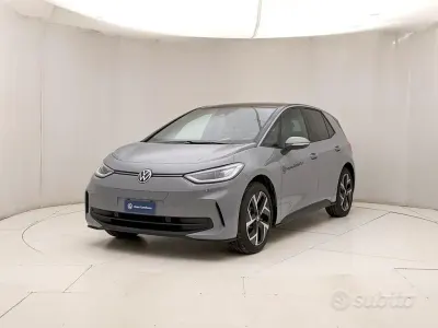 Usata VW ID.3 Pro 169 kW (231 CV) 2026 Grigio Utilitaria
