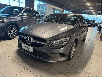 Usata Mercedes CLA200 Executive 136 CV (100 kW) 2019 Grigio Berlina