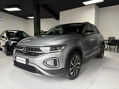 Usata VW T-Roc Style 150 CV (110 kW) 2023 Grigio SUV
